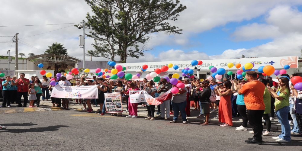 CAMINHADA DE ANIVERS�RIO DO CAPS I DE BIRITIBA MIRIM CONTOU COM A PRESEN�A DE USU�RIOS, FAMILIARES E GESTORES DE SA�DE