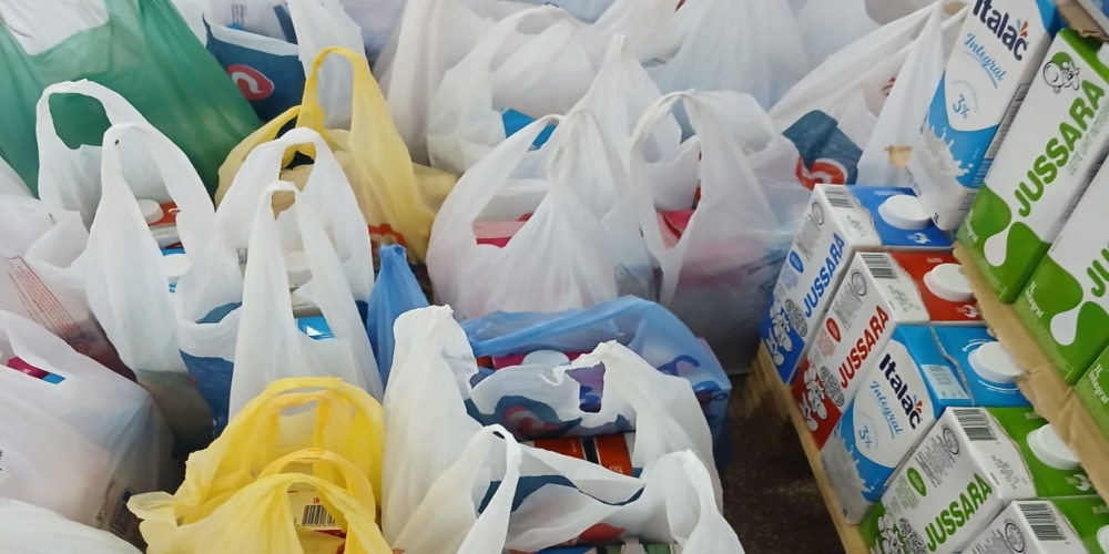 FUNDO SOCIAL CONTINUA COM A ENTREGA DOS KITS DE ALIMENTOS