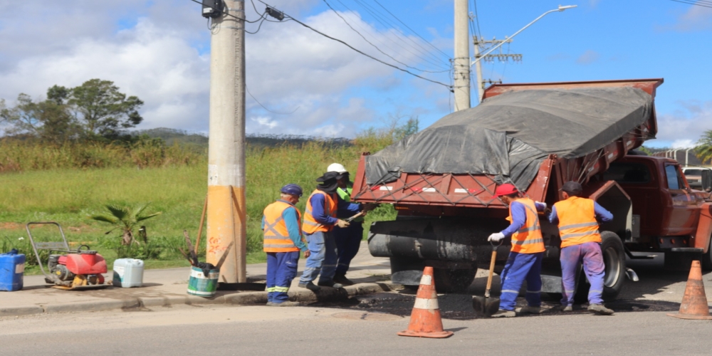 OPERAÇÃO TAPA-BURACO CONTINUA NESTA SEXTA (05)